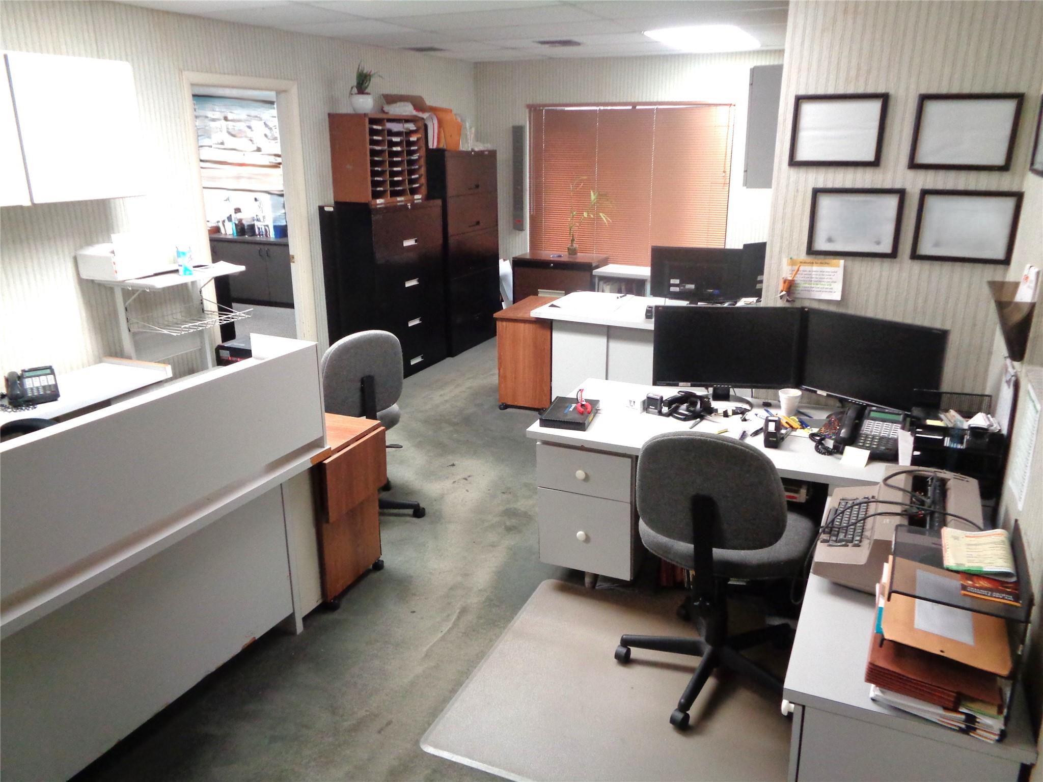MOTIVATED SELLER...This first floor corner unit is located in the tropical Belle Terre complex with plenty of parking. This is a blank canvas and is ready for new owner’s customization! Office/Medical space is approximately 1180 +/- SF. Building A is suitable for medical use with frontage to Oakland Park. Unit #100 features a reception area, two offices, four exam rooms, two restrooms, and an open area. Don't miss this opportunity! Full building (Units 100 & 101) is also available for sale which includes a 2-story unit set up for professional use.