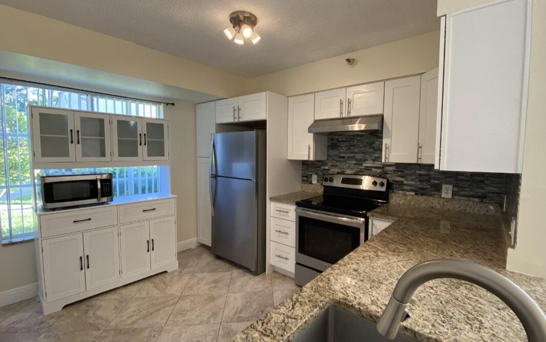YACHT CLUB ON THE INTRACOASTAL CONDO - Residential