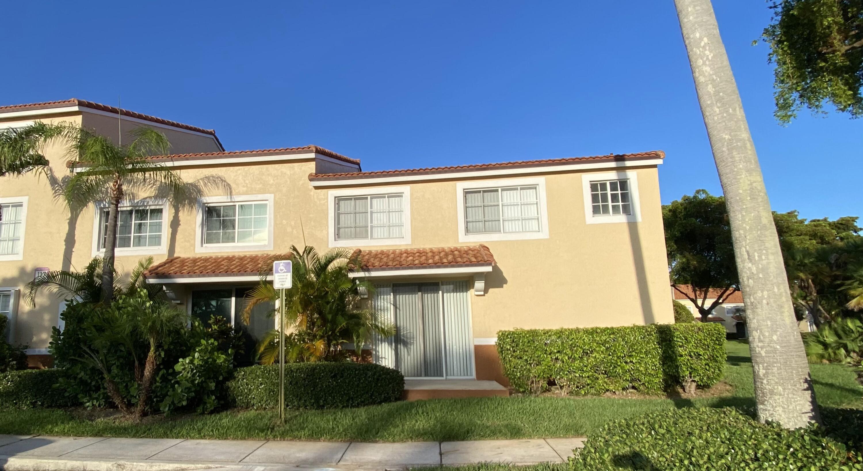 YACHT CLUB ON THE INTRACOASTAL CONDO - Residential