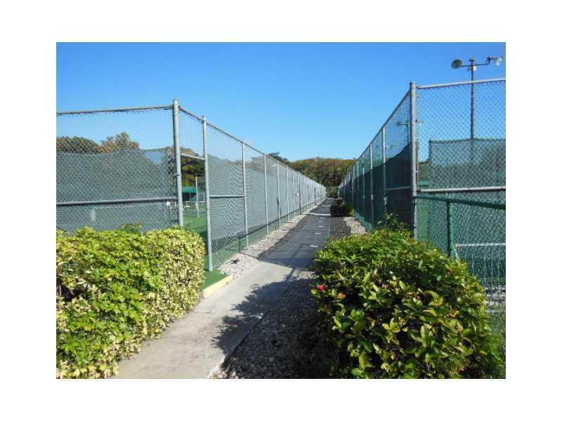 TRADEWINDS D CONDO - Residential