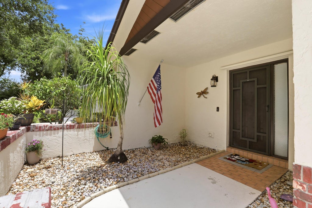 Photo of 4636 Daylily Court, Boynton Beach, FL 33436 (MLS # B26040260)
