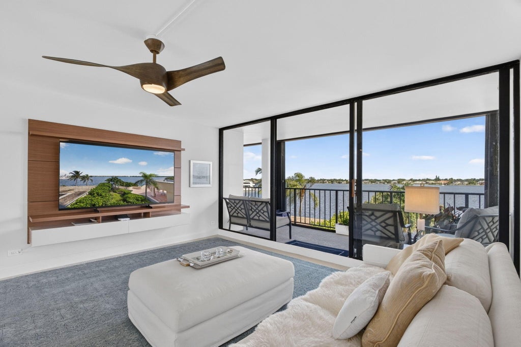 Photo of 130 LAKESHORE DR #323, North Palm Beach, FL 33408 (MLS # B26089351)