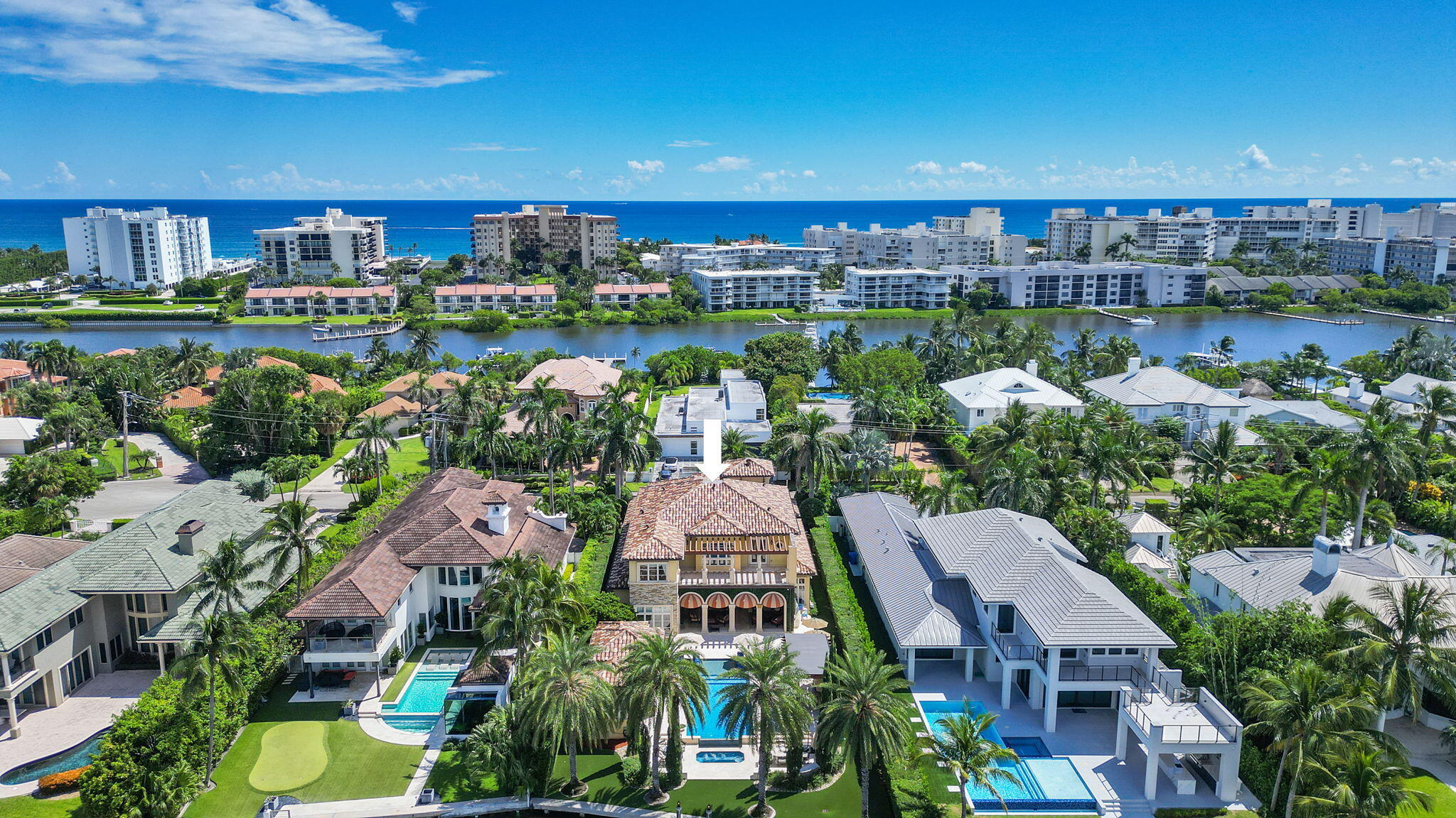 LAKE SHORES LANTANA - Residential