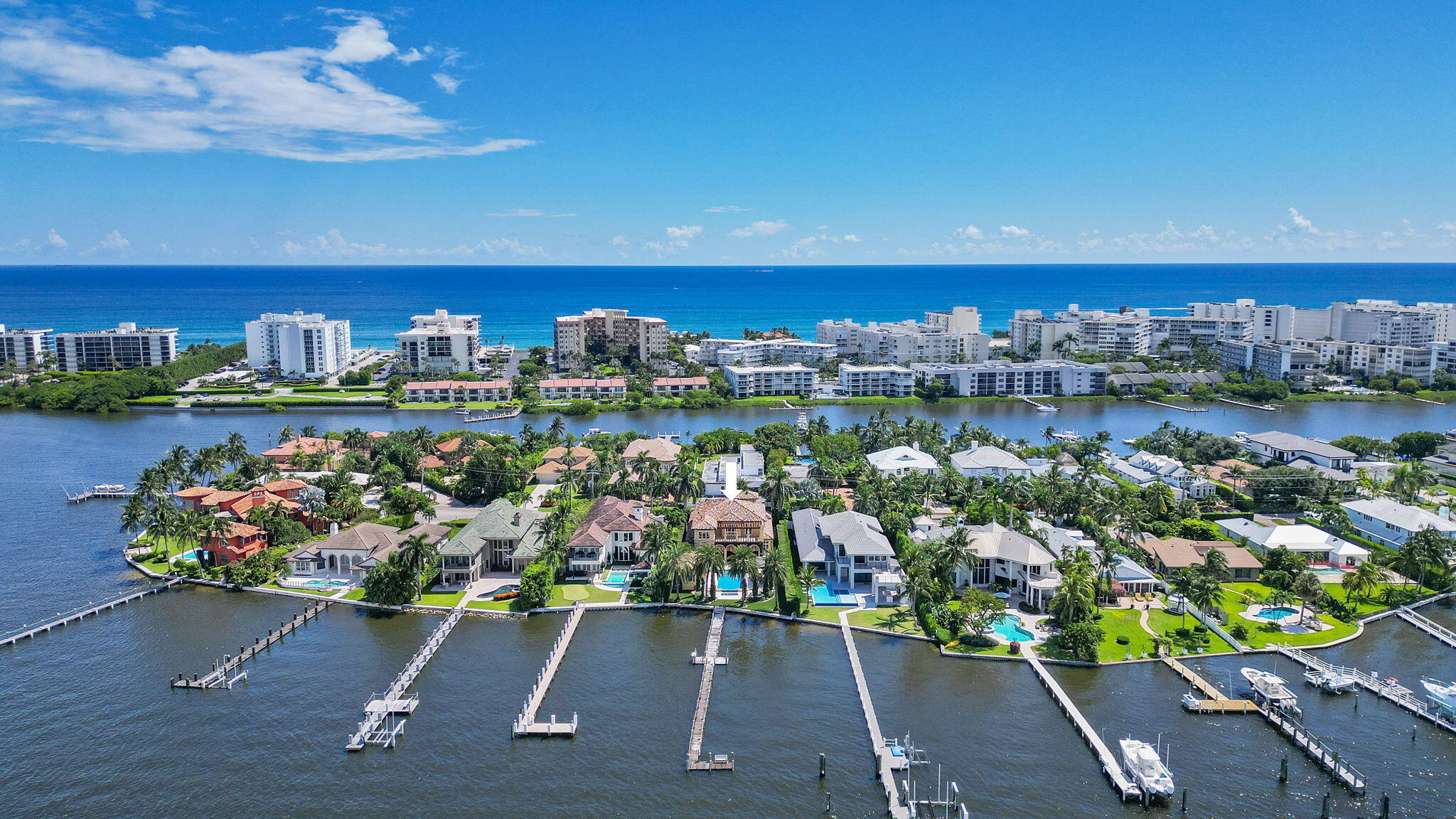 LAKE SHORES LANTANA - Residential