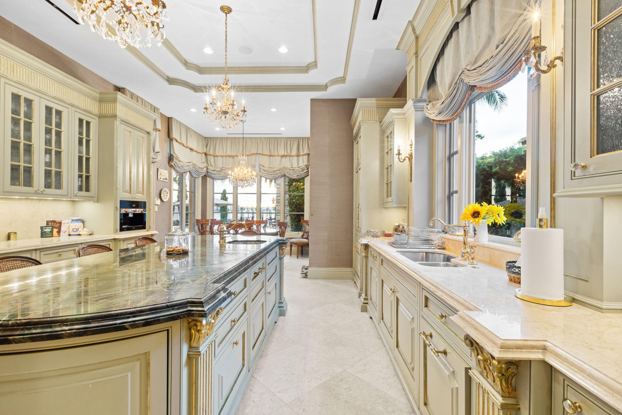 LAKE SHORES LANTANA - Residential