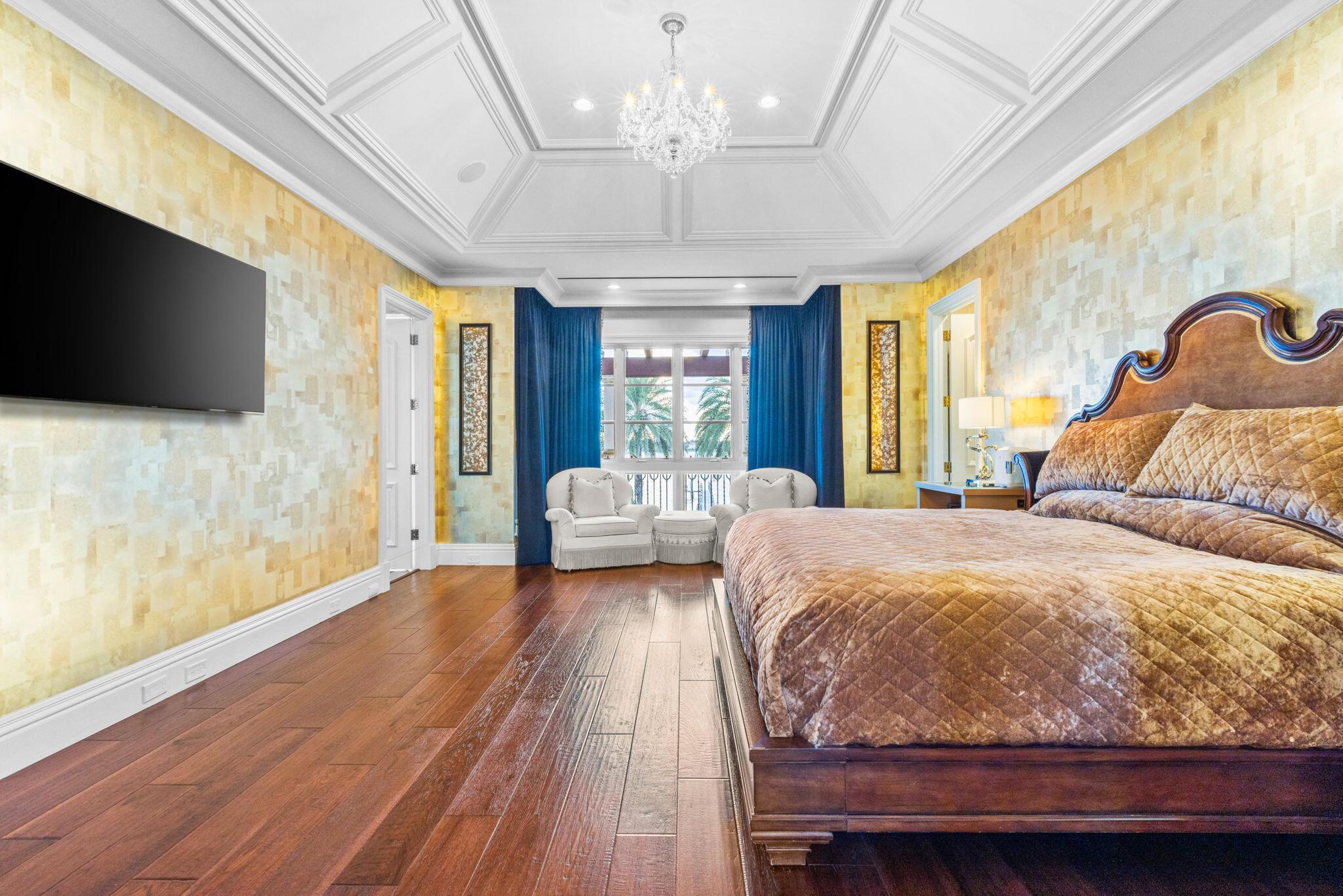 LAKE SHORES LANTANA - Residential