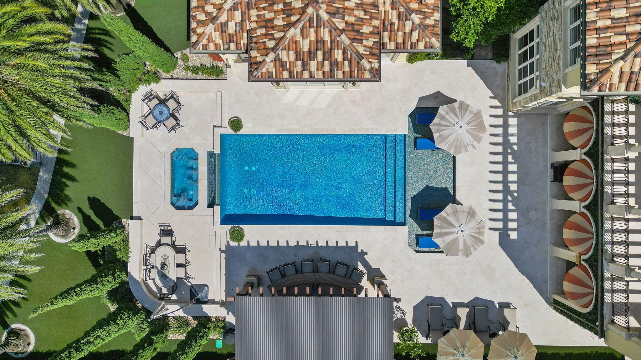 LAKE SHORES LANTANA - Residential