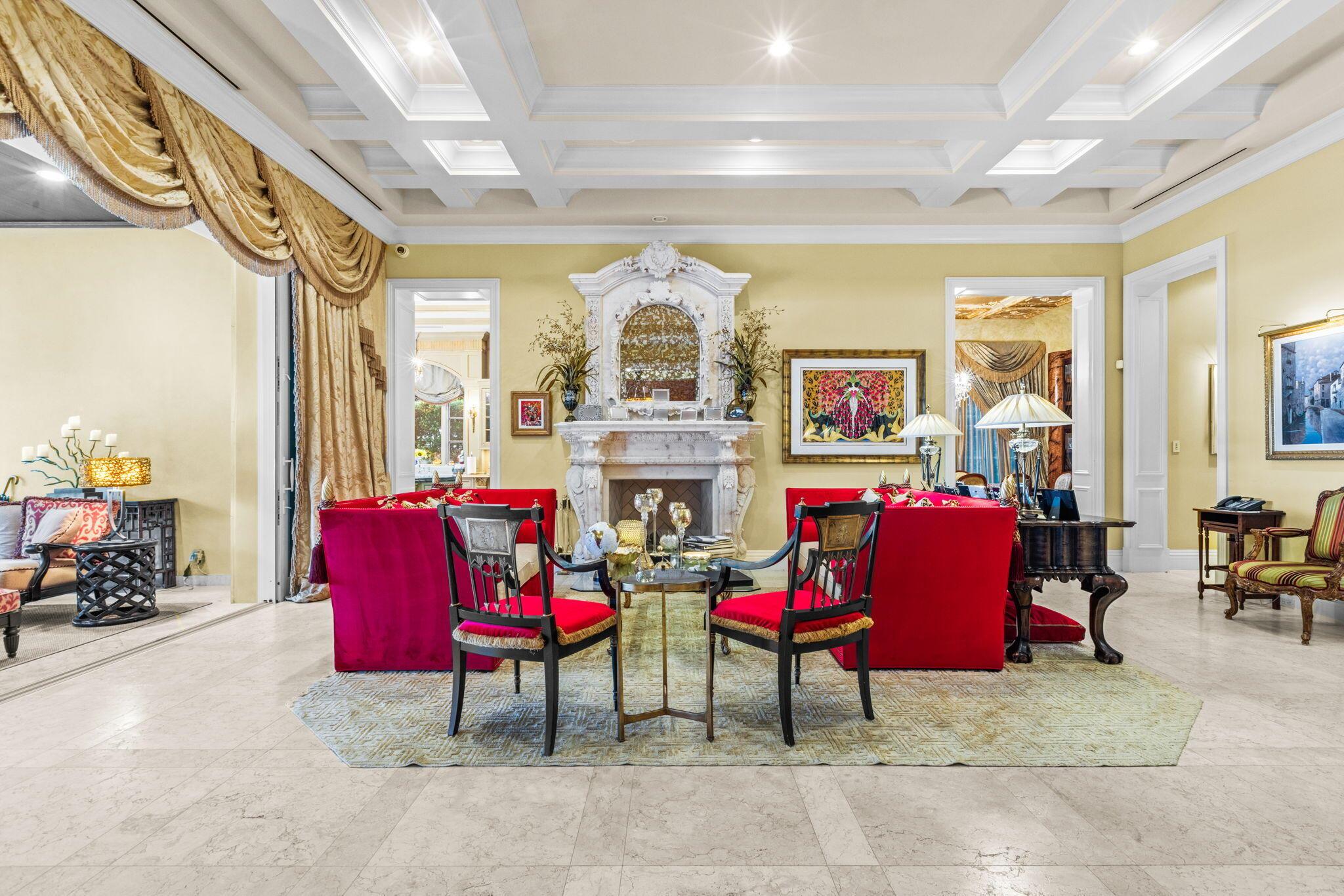 LAKE SHORES LANTANA - Residential