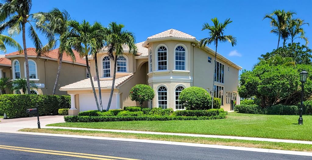 Photo of 736 Sandy Point Lane, North Palm Beach, FL 33410 (MLS # R10719868)