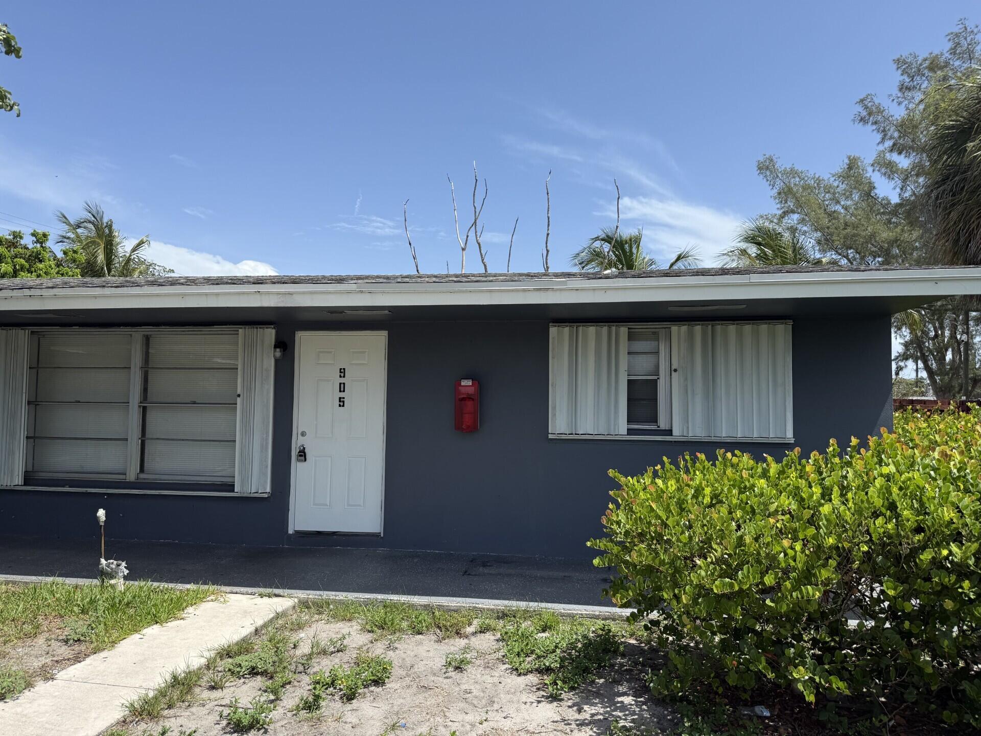 Conveniently located 2 bedroom 1 bathroom unit available for immediate occupancy in Lake Worth Beach. This unit features tile floors throughout, with a large living room space and room for a table. Located close to 95, downtown Lake Woth Beach, mass transit and shopping. There is a washer/dryer hookup and tenants may bring their own washer and dryer. Owner may consider just one month due up front for qualified candidates. Income must be $4500 per month combined amongst all adults. Must provide proof of income and photo ID to arrange an appointment. Credit and background check is $43 per person and there is a $100 admin fee due at move in.
