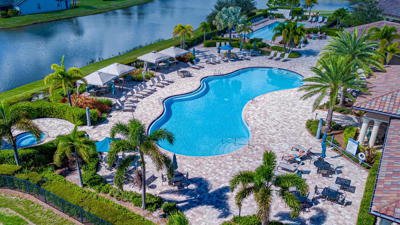 VERANDA GARDENS - Residential