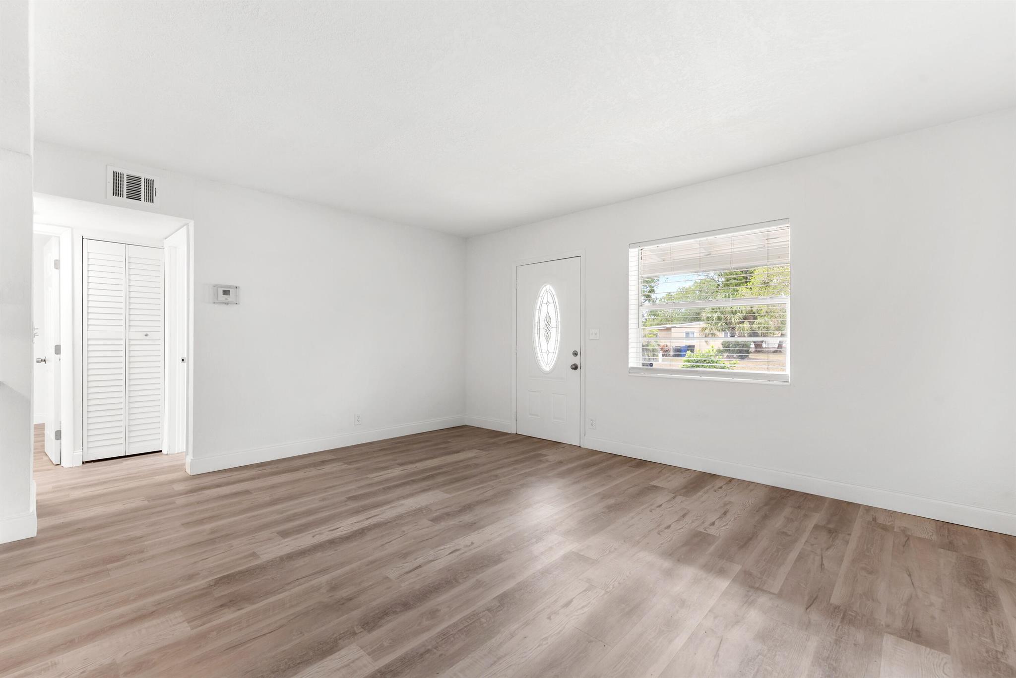 LAUDERDALE MANORS AMD PLA - Residential Lease