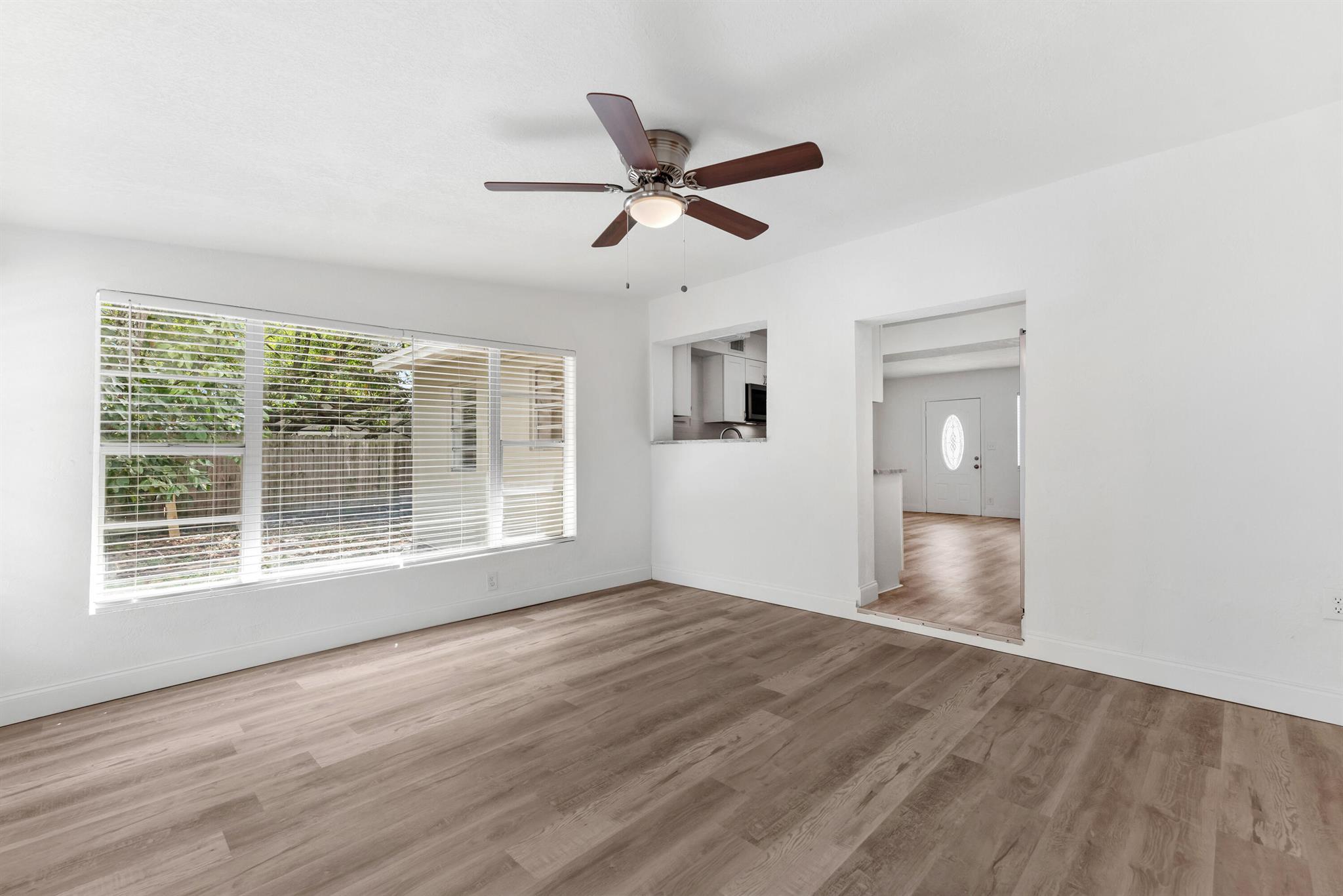 LAUDERDALE MANORS AMD PLA - Residential Lease