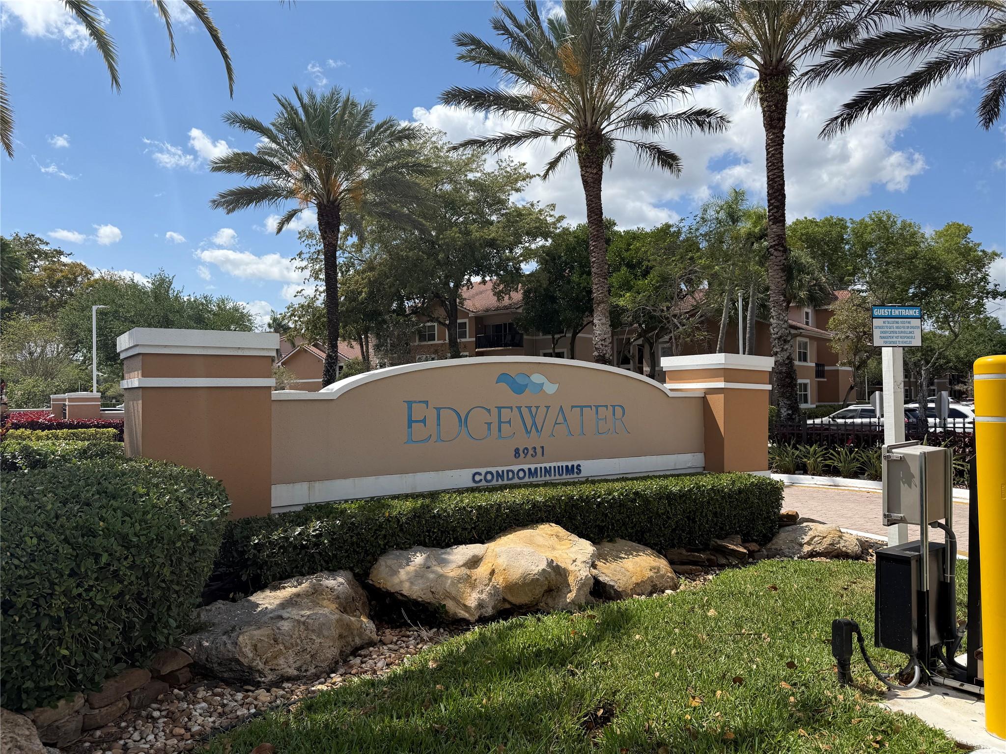 Come check out this roomy 2-bedroom, 2-bathroom condo that has plenty of space to spread out and feel at home. One of the bathrooms was just renovated giving it a fresh, modern vibe. Nice open layout perfect for relaxing or having guests over. This all ages community offers great amenities, including two pools, hot tubs, a fitness center, tennis courts, a dog park, bike racks, barbecue areas, and a fun playground for the little ones. It’s the perfect mix of comfort and convenience. Don’t miss out!