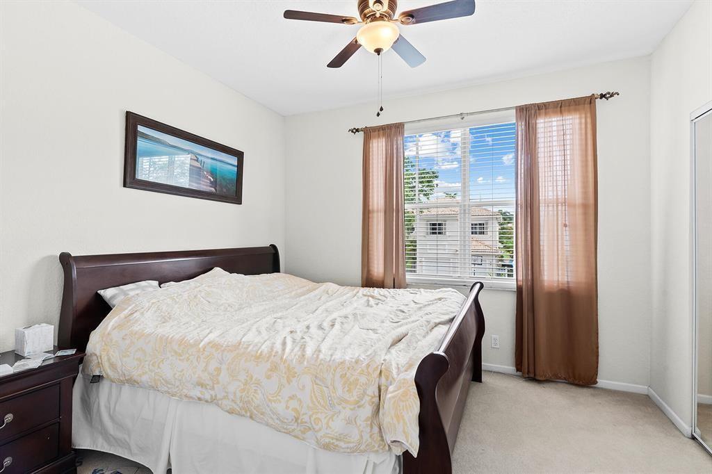 VINEYARDS - Residential