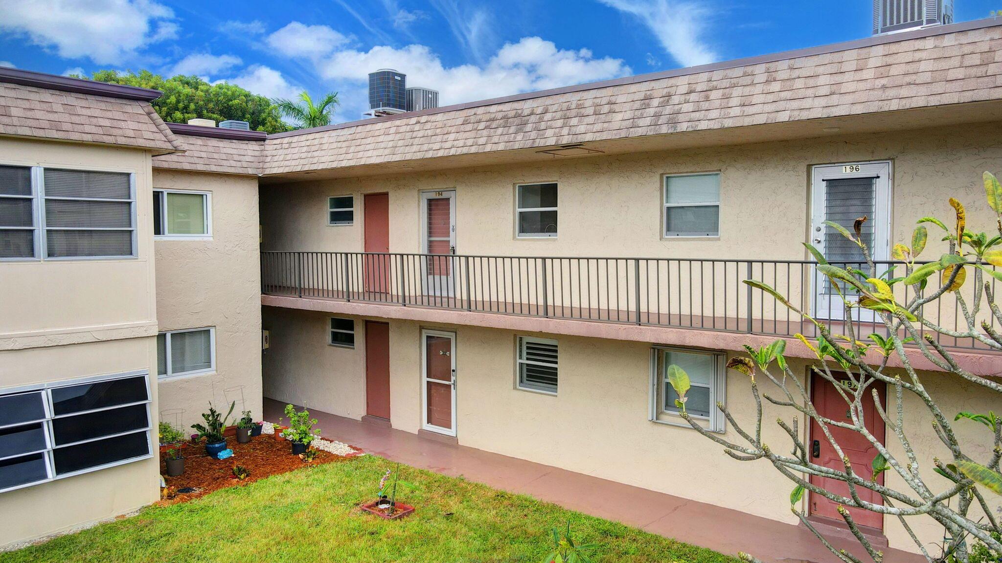 LAKESIDE VILLAGE CONDO 6 - Residential