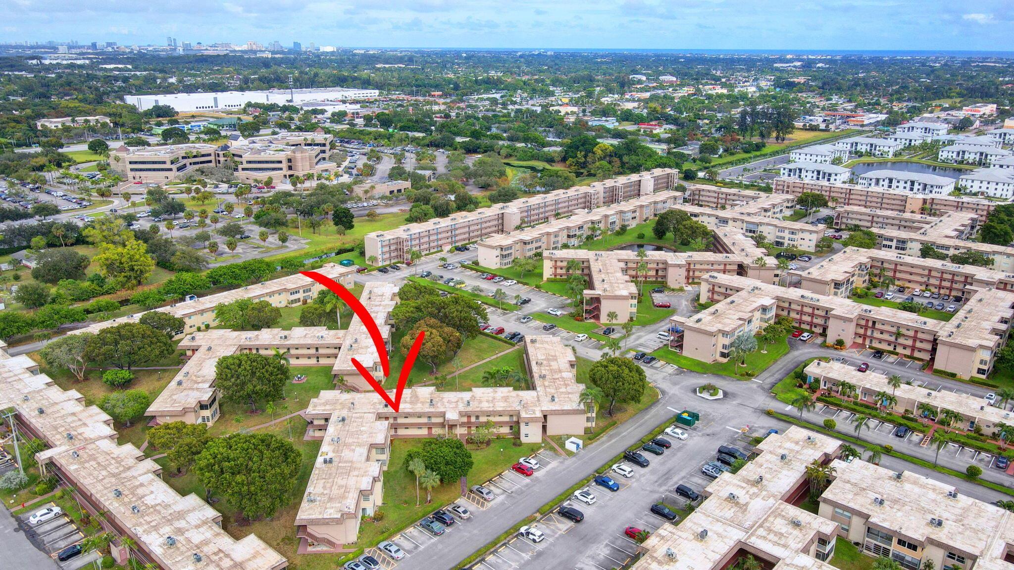 LAKESIDE VILLAGE CONDO 6 - Residential