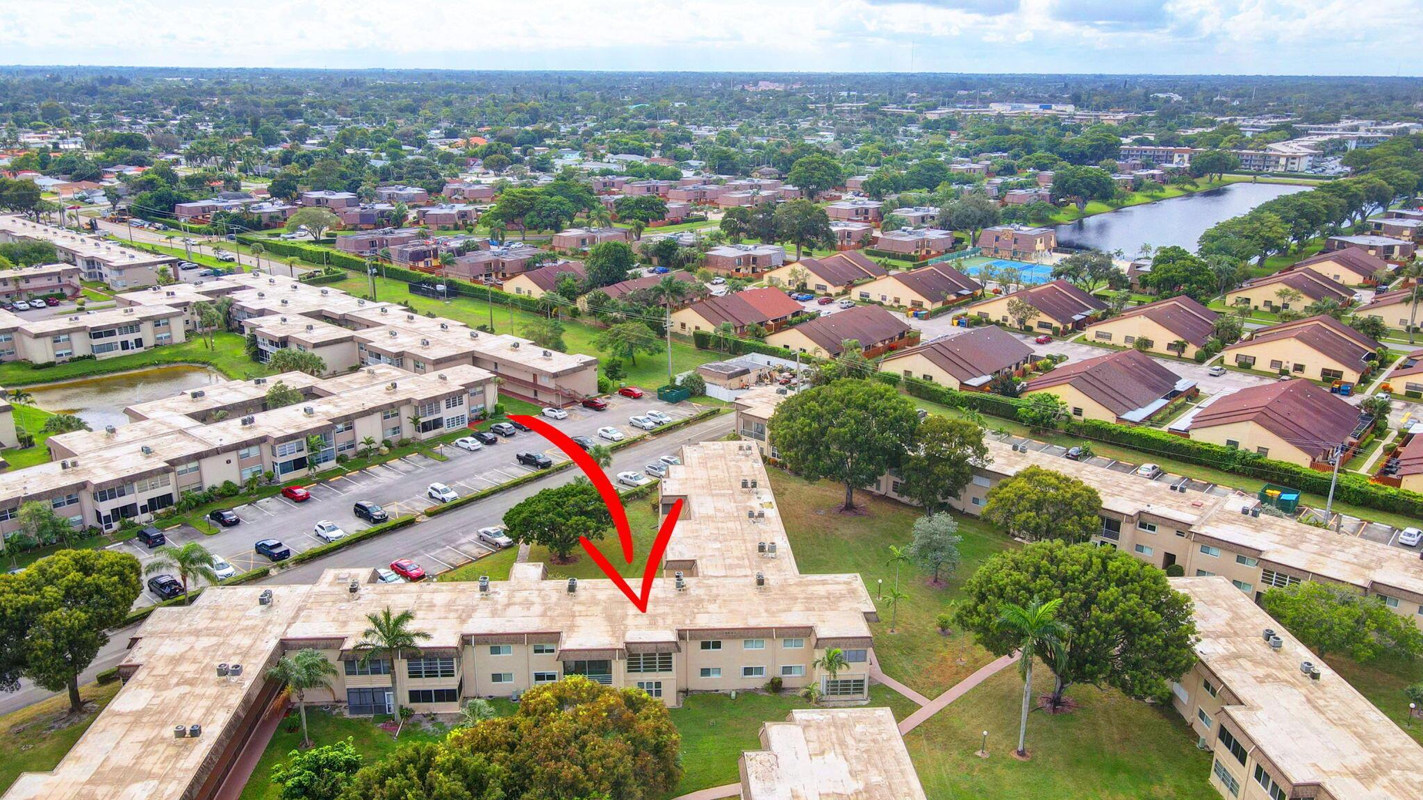 LAKESIDE VILLAGE CONDO 6 - Residential