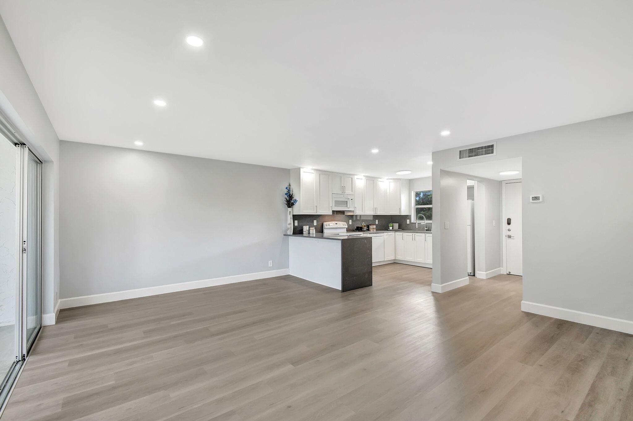 702 Lori Drive Apt 194