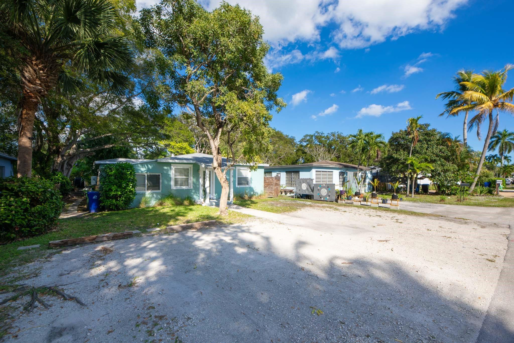 WHITE ACRES - Residential Lease