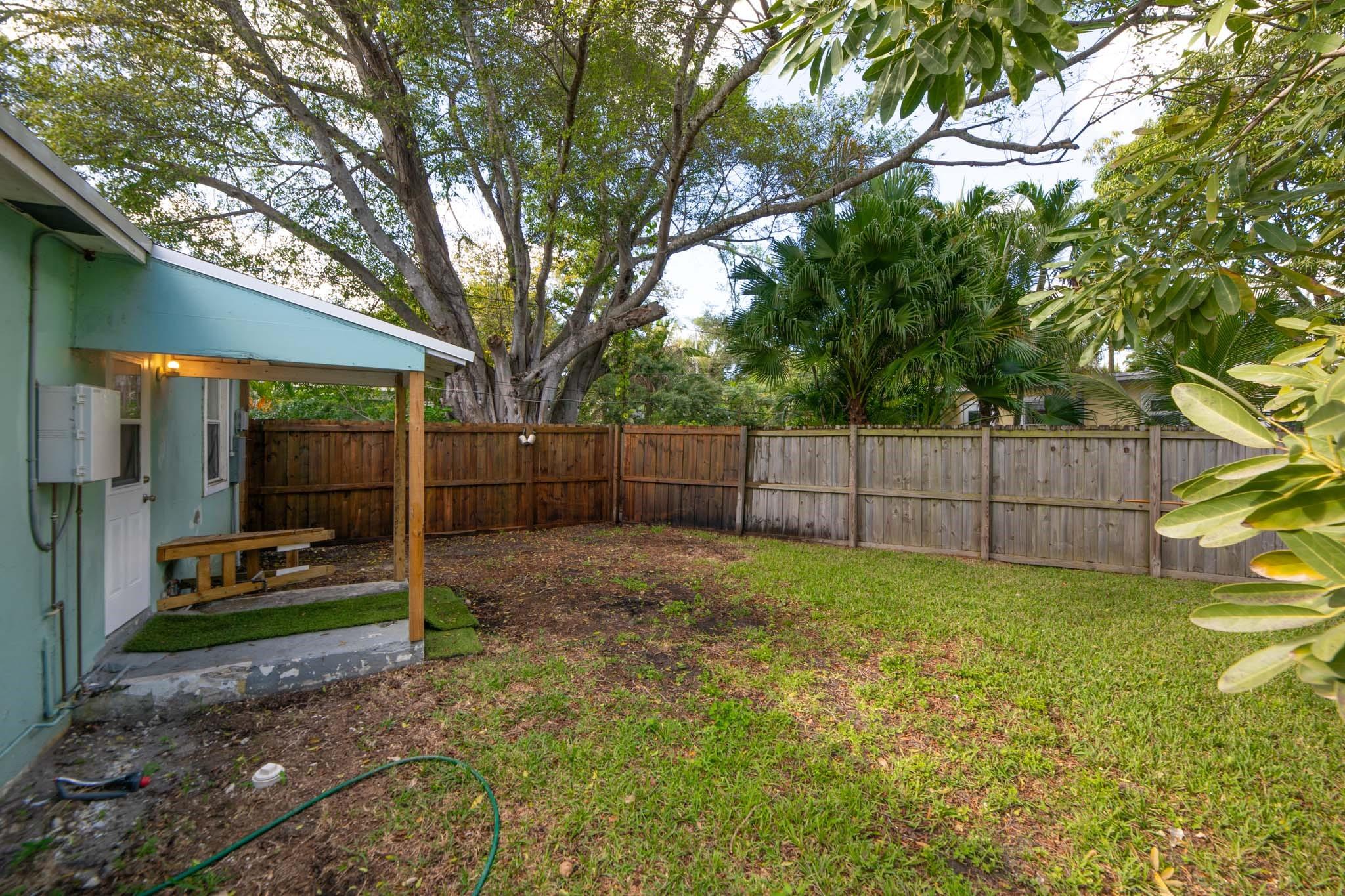 WHITE ACRES - Residential Lease