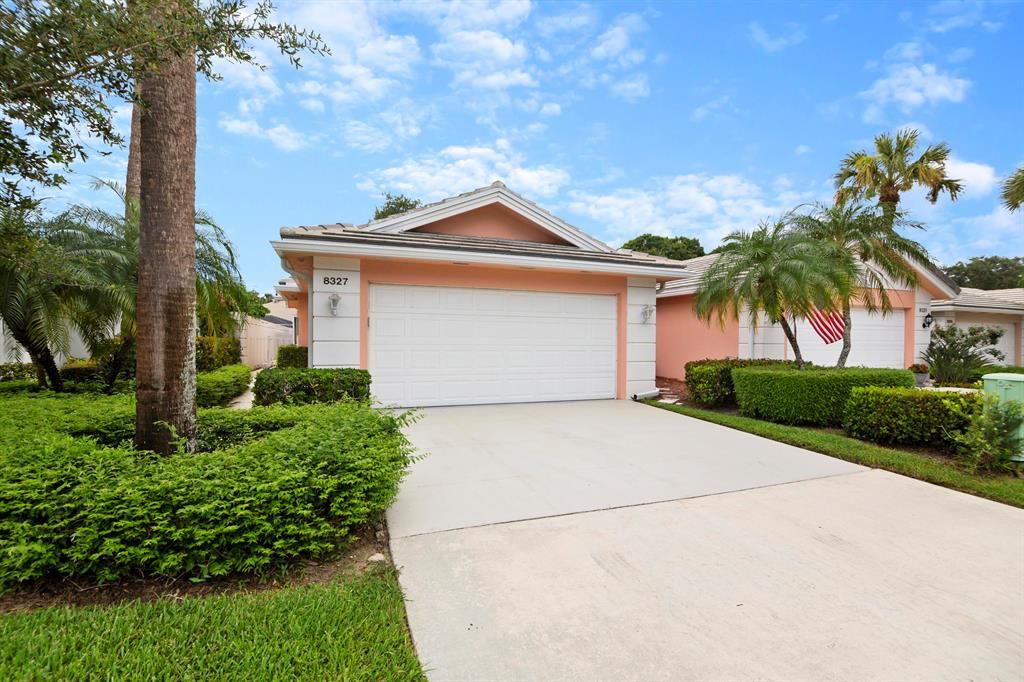 Photo of 8327 Old Forest Road, Palm Beach Gardens, FL 33410 (MLS # R10738844)