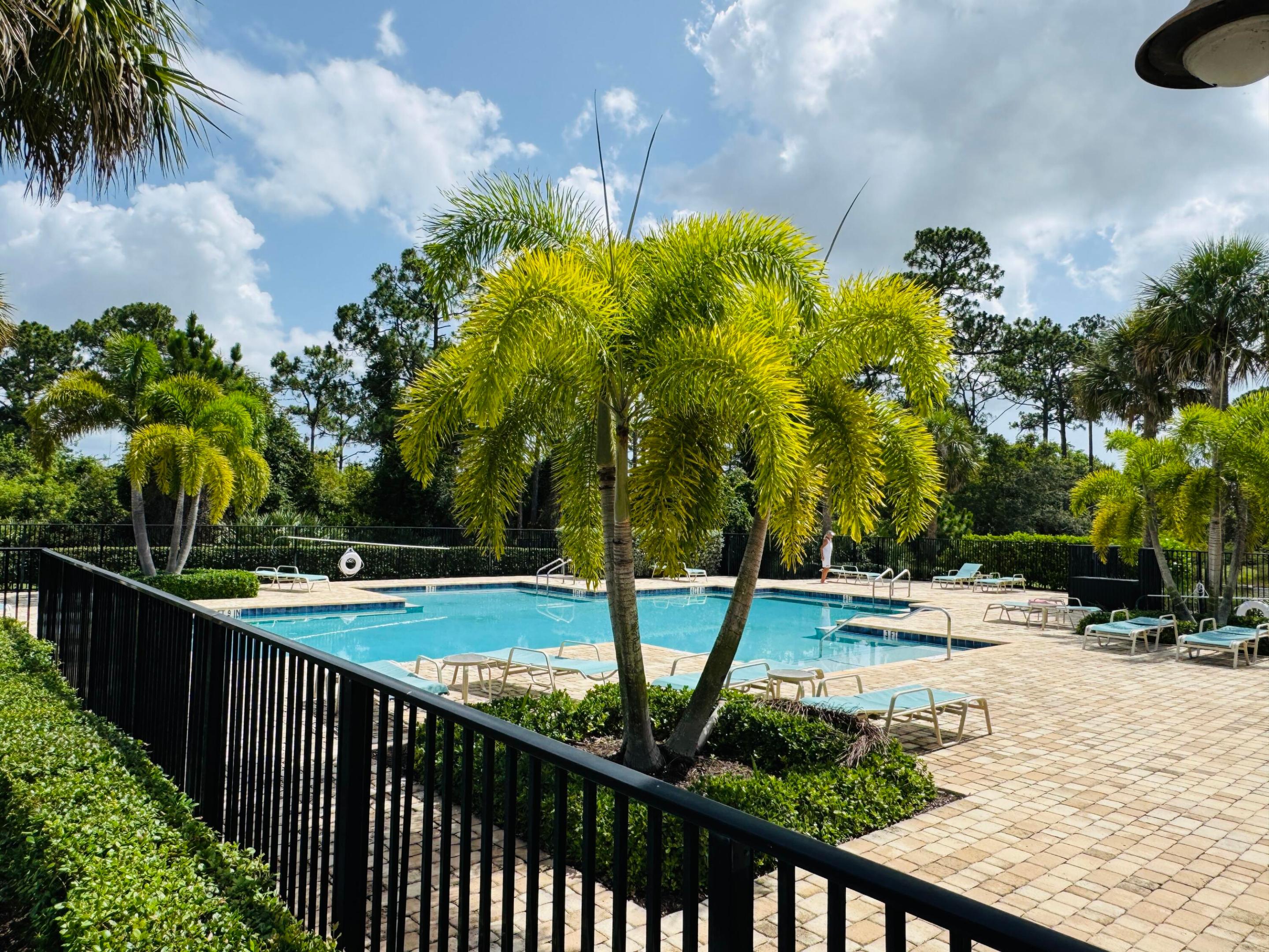 163 SW Pomeroy Street