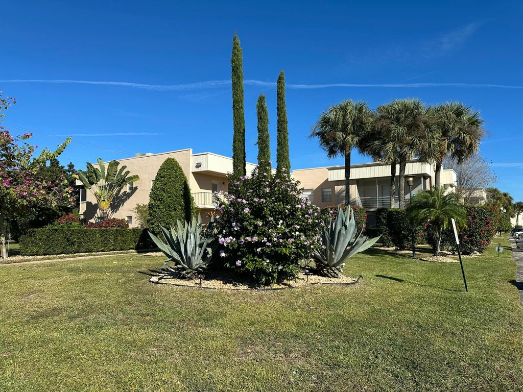 Photo of 313 Normandy G, Delray Beach, FL 33484 (MLS # R11159060)