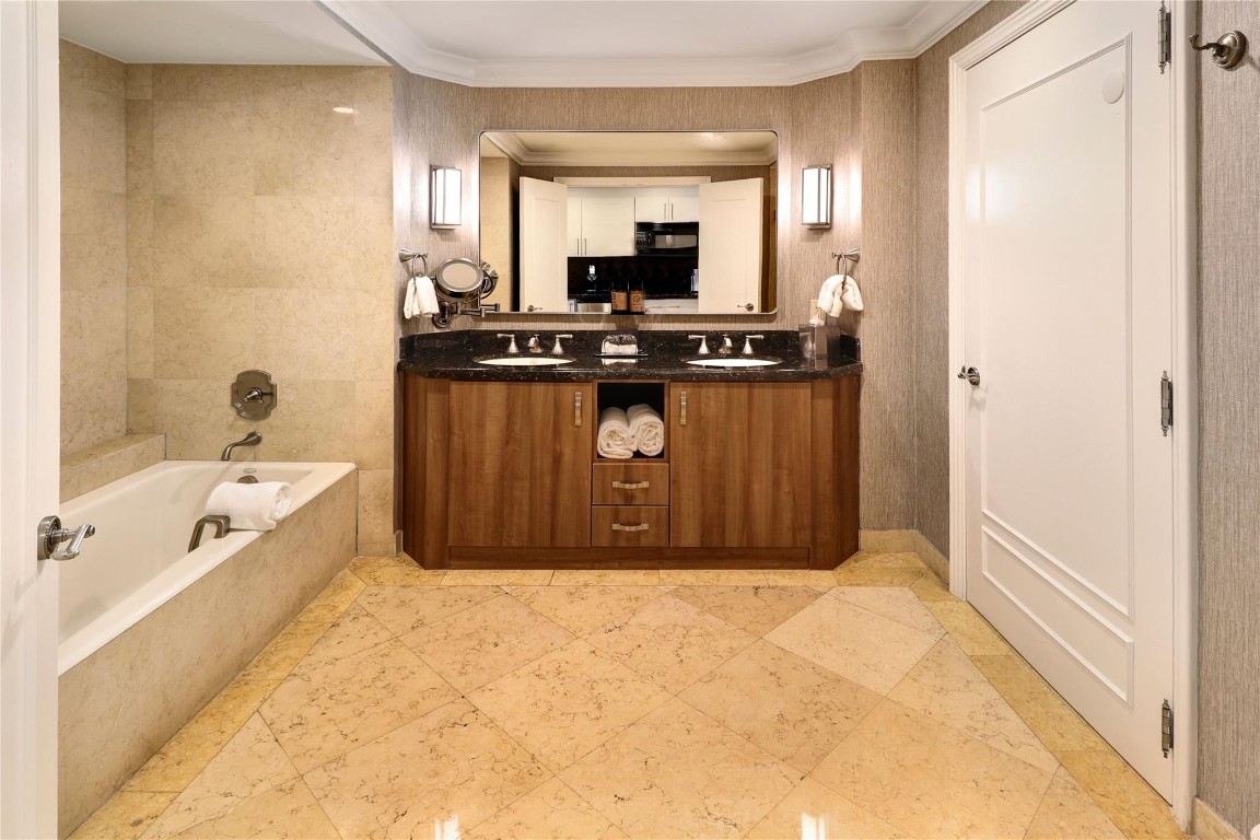 601 N Ft Lauderdale Bch Boulevard 905