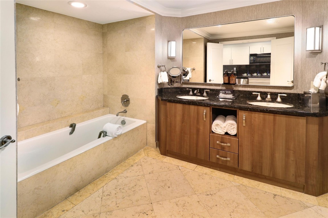 601 N Ft Lauderdale Bch Boulevard 905