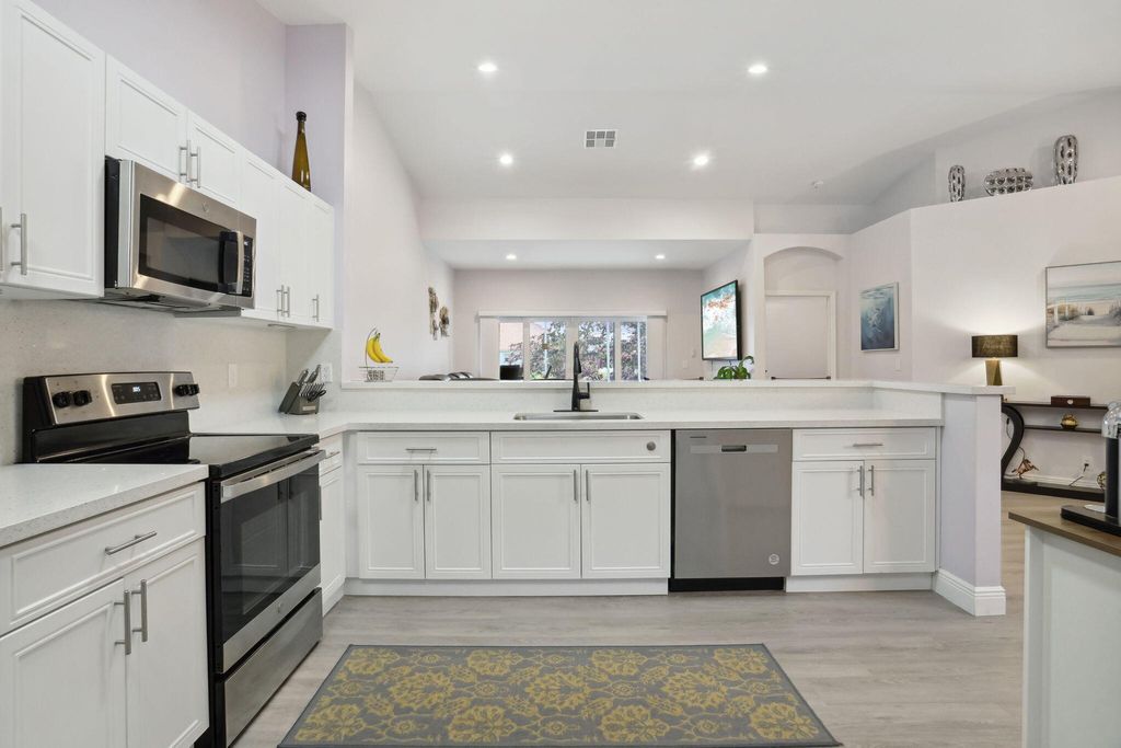 Photo of 6184 Floral Lakes Drive, Delray Beach, FL 33484 (MLS # R10948843)