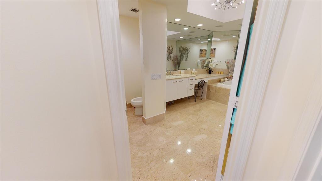 ATLANTIC I AT THE POINT C - Residential