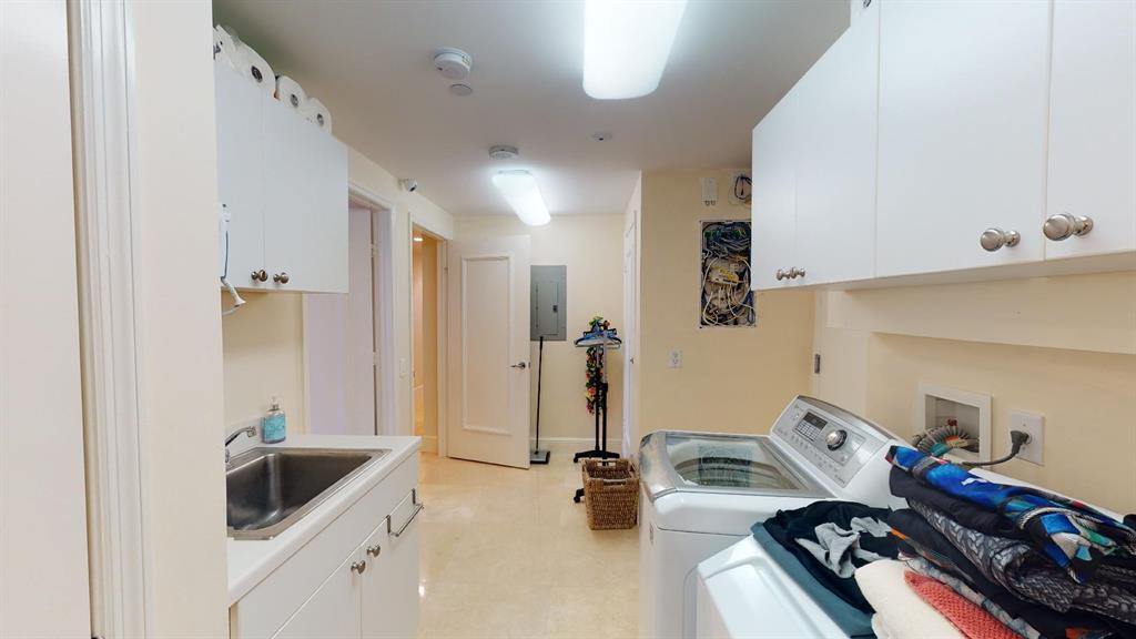 ATLANTIC I AT THE POINT C - Residential