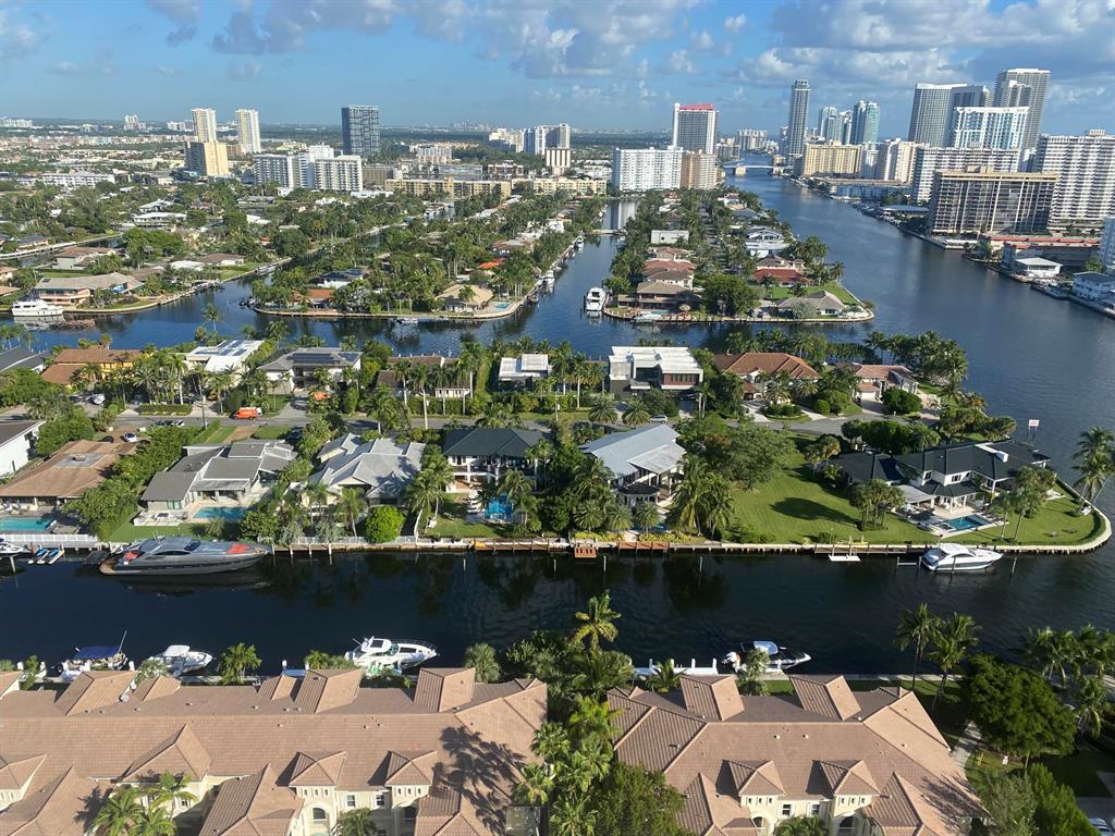 ATLANTIC I AT THE POINT C - Residential