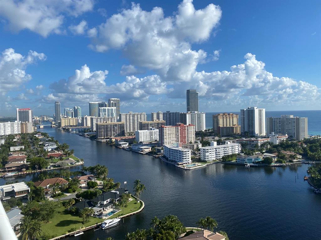 ATLANTIC I AT THE POINT C - Residential