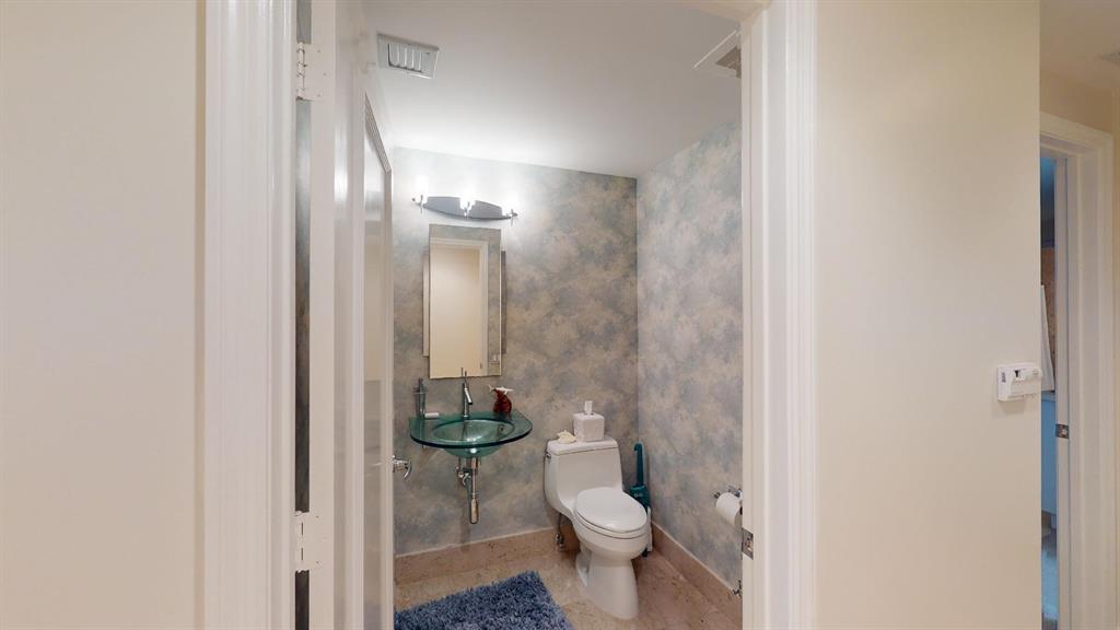 ATLANTIC I AT THE POINT C - Residential