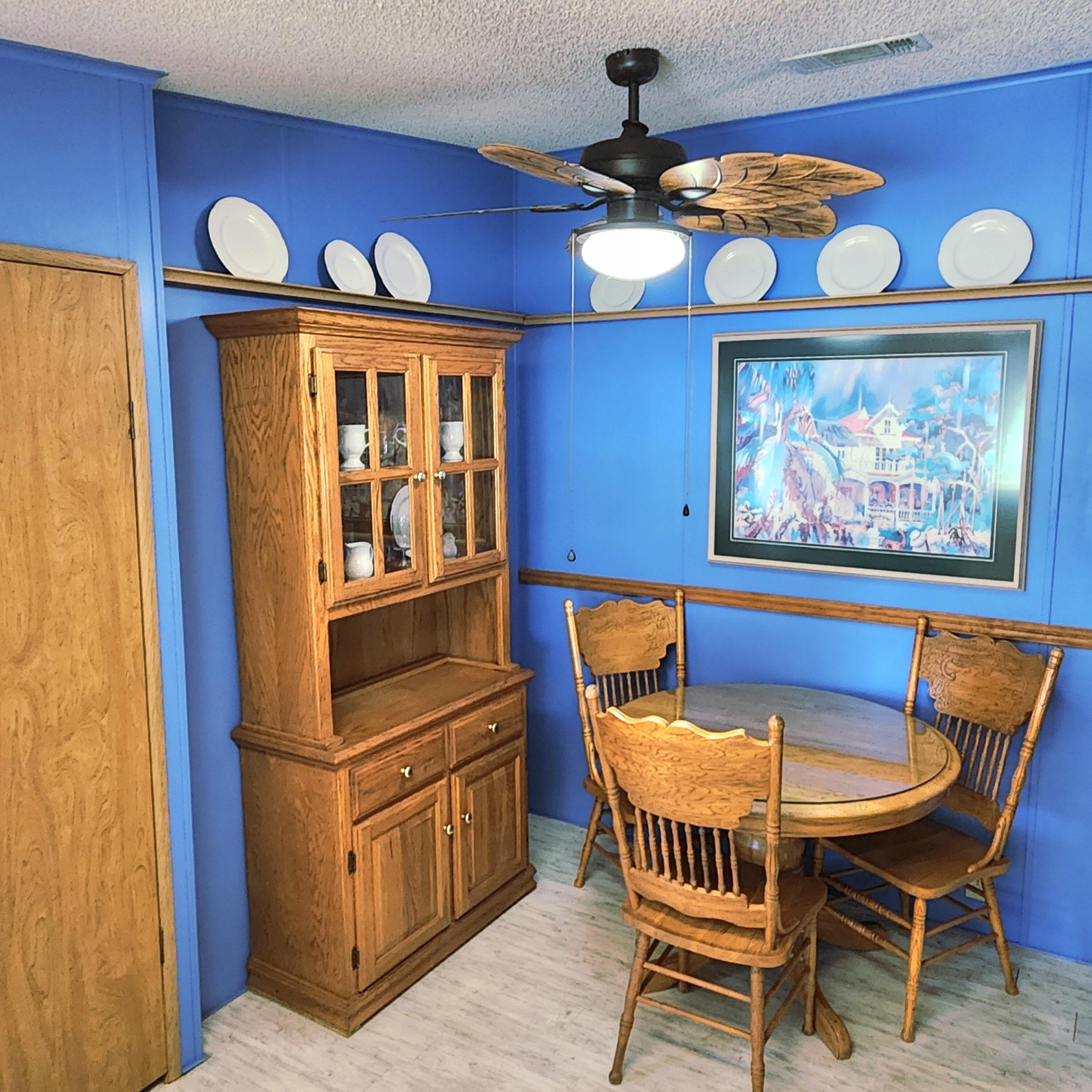 Tropical Isles - Residential