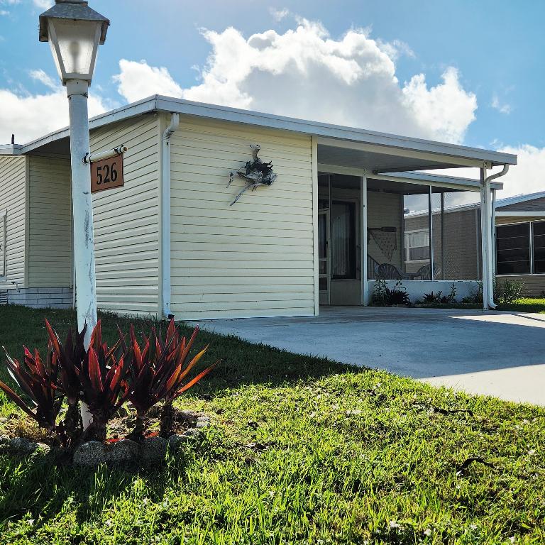 Tropical Isles - Residential