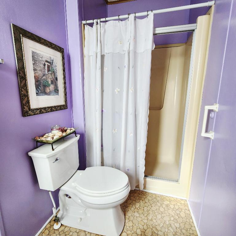 Tropical Isles - Residential