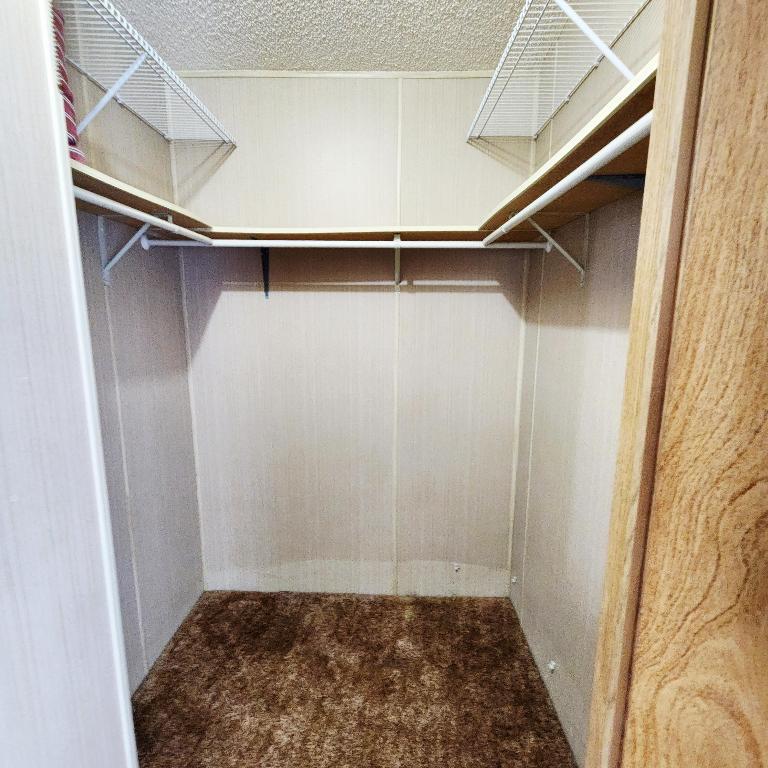 Tropical Isles - Residential