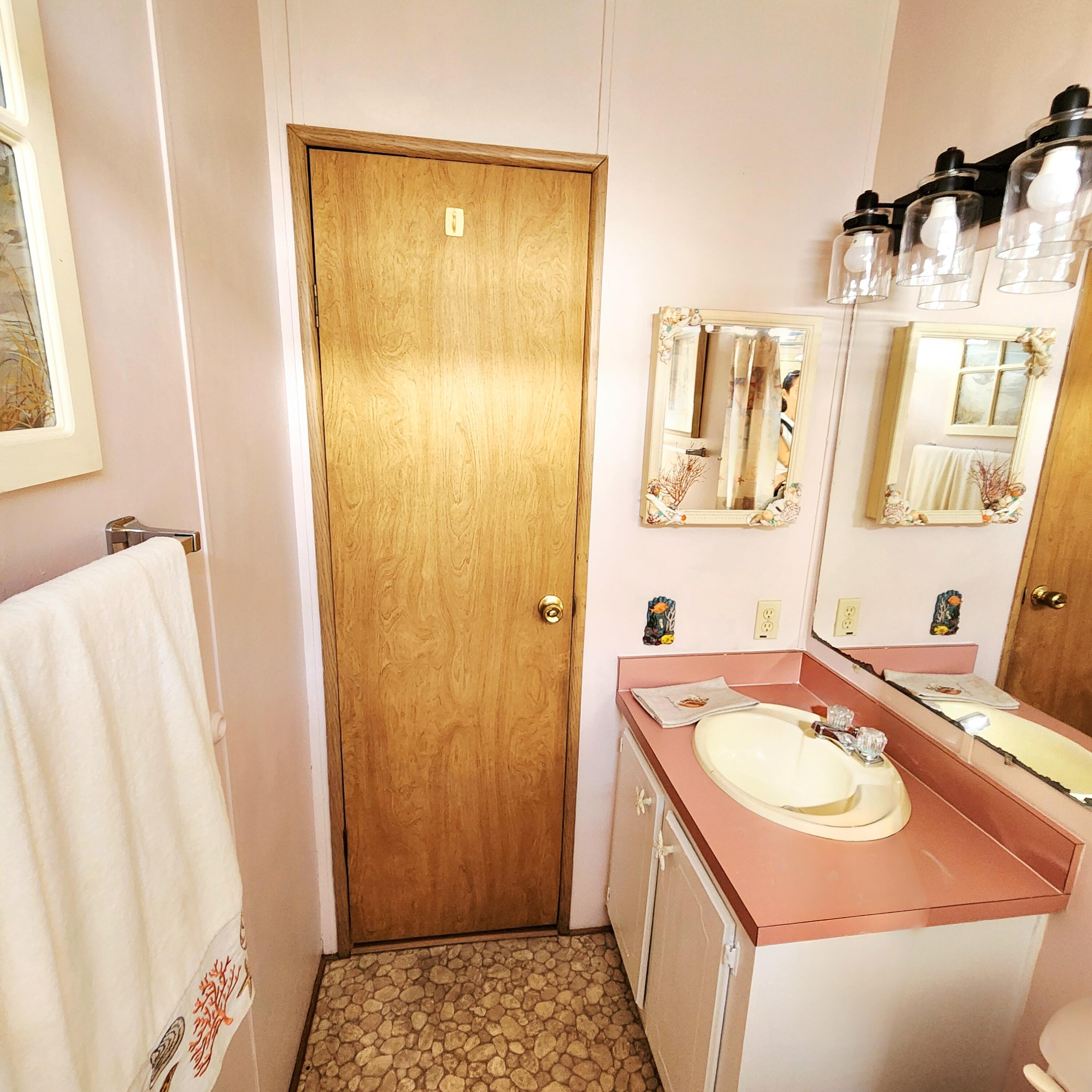 Tropical Isles - Residential