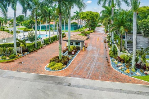 Tiny photo for 50 PELICAN POINTE Drive #2050, Delray Beach, FL 33483 (MLS # B26062258)
