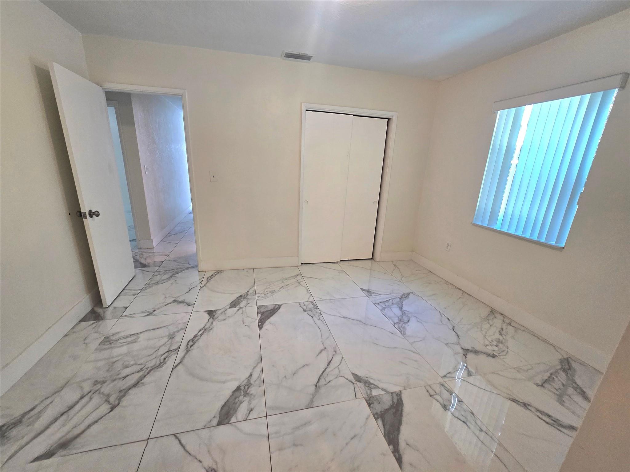 Hollywood Terrace 3-12 B - Residential Lease