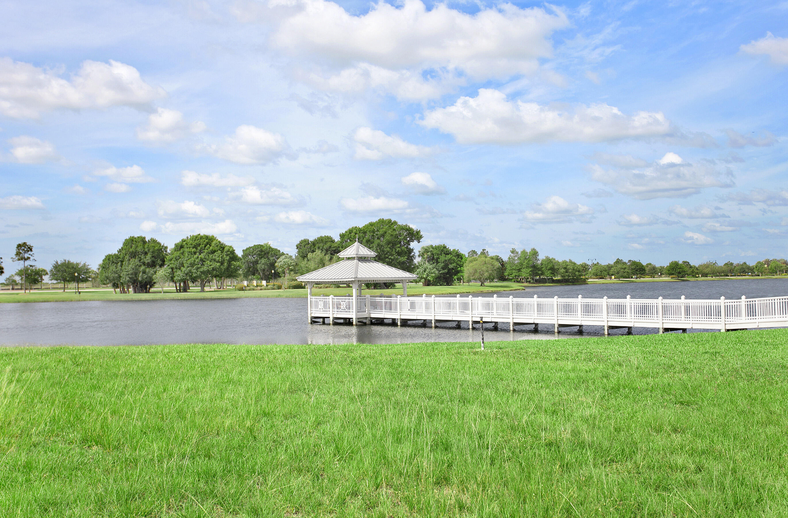 TRADITION PLAT NO 4 - Residential Lease