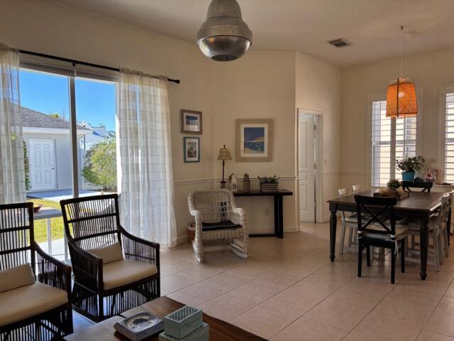 TRADITION PLAT NO 4 - Residential Lease