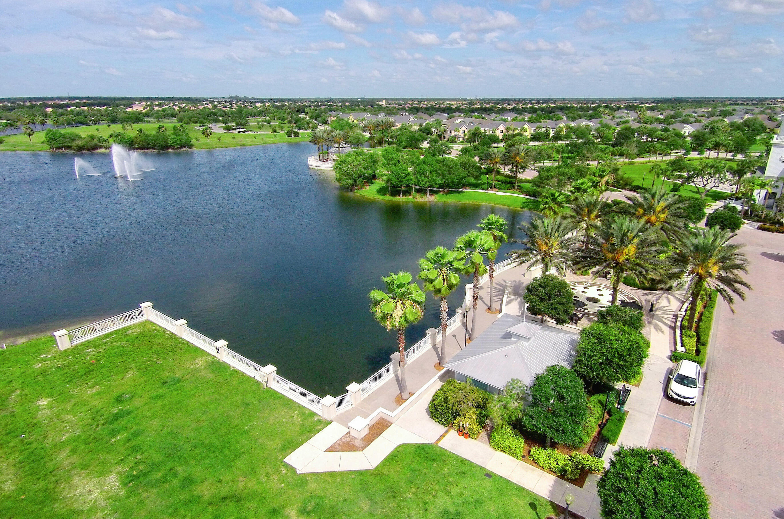 TRADITION PLAT NO 4 - Residential Lease