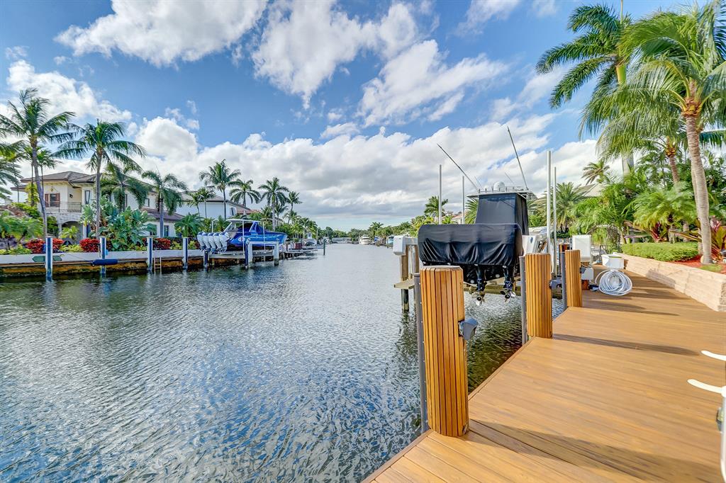 LIGHTHOUSE POINT - Residential