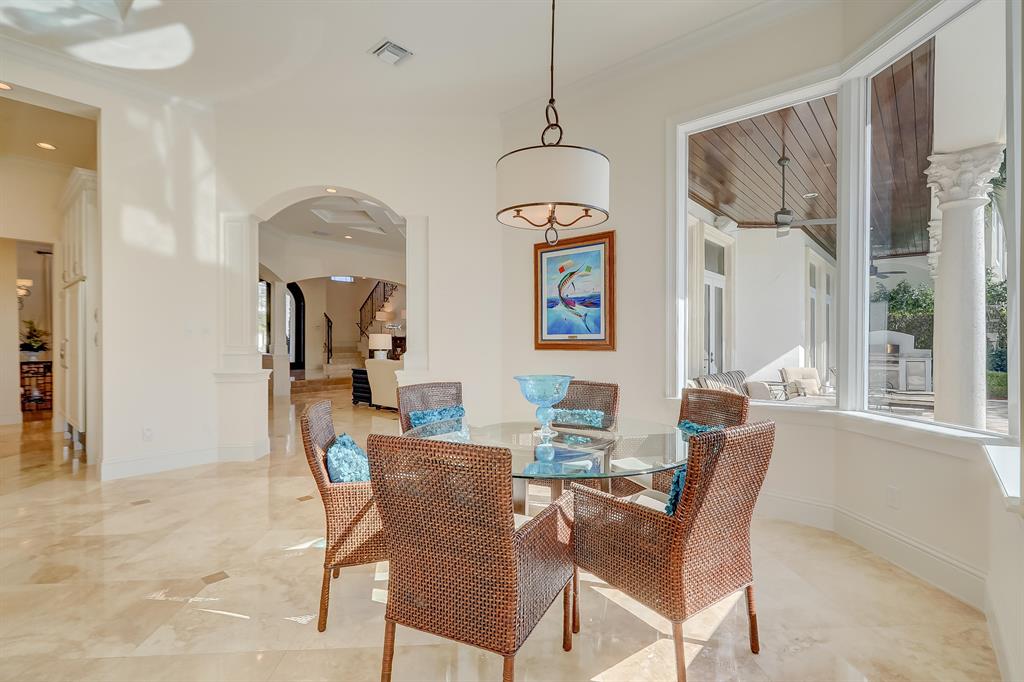 LIGHTHOUSE POINT - Residential