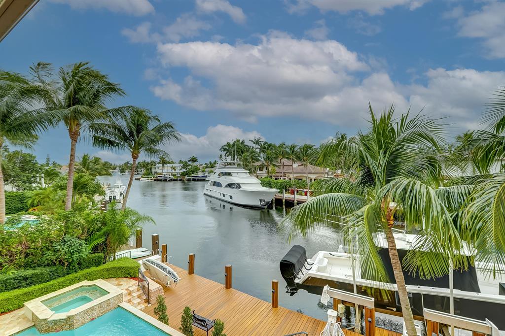 LIGHTHOUSE POINT - Residential