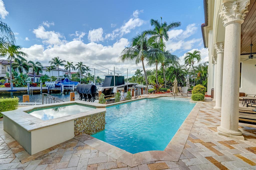 LIGHTHOUSE POINT - Residential